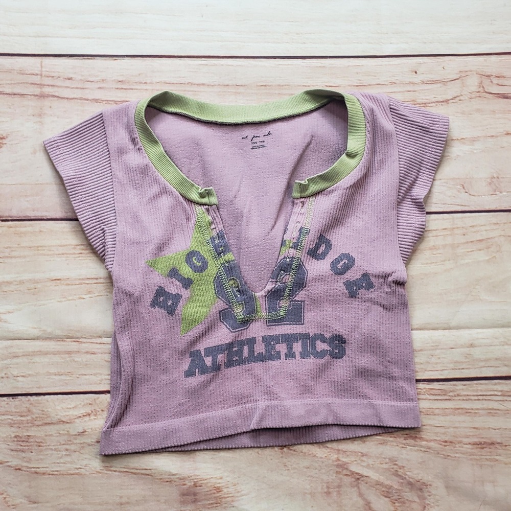 Out From Under Shirt Womens XS/S Pink Cropped V-Neck Tagless Stretch Slim Ladies